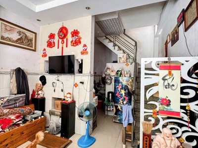 Bán nhà 3 tầng đẹp, 32m   4x8 , hẻm xe tải, ngay bình long, nguyễn sơn, chỉ hơn 3 tỷ 2