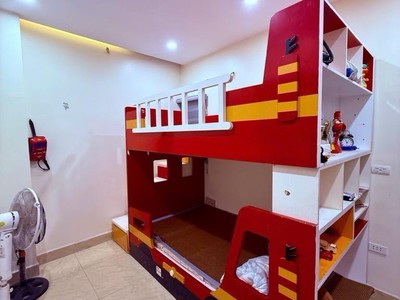 Bán nhà mặt phố hoàng quốc việt 52m2, 6 tầng, mặt tiền 5.2m, kinh doanh đỉnh 3