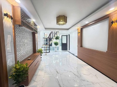 Bán tập thể bạch mai -3 ngủ hai vệ sinh, nhà đẹp ở luôn 0