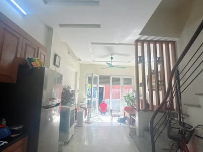 Bán nhà riêng ô tô qua - kinh doanh phố thạch cầu 38m2 x 4 tầng 7.3 tỷ long biên hà nội. 1
