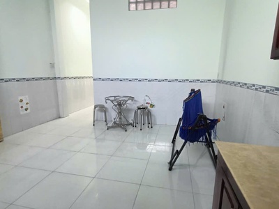 Nhà 9 triệu mới đẹp hưng phú phù hợp văn phòng công ty,dạy học,spa 3