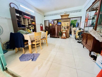 Shophouse ngay giao lộ nguyễn sơn   2 tầng   85m   giá nhỉnh 5 chỉ 60tr/m 2
