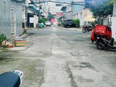 Bán nhà 4 tầng ngay chợ tân hương   đường 8m   sát mt   80m   giá 9.x tỷ 1