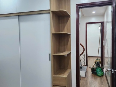 Bán nhà đẹp kim giang 36m   4 tầng, ô tô dừng đỗ cách nhà hơn 10m, nhà có sân để xe tiện lợi 2