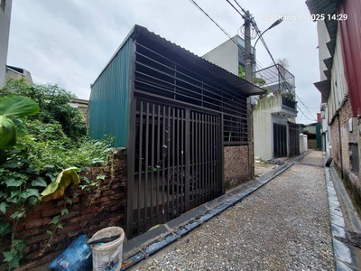 Hàng f0, chủ cần bán, 90m2, mt4.2, nhà c4, xe 4 chỗ, 4.95 tỷ, bắc hồng, đông anh. 3
