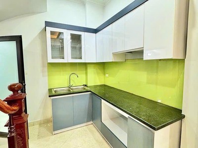 Siêu hiếm bán nhà vũ xuân thiều - 5 tầng - xây mới - ngõ ô tô thông nhỉnh 5 tỷ 3