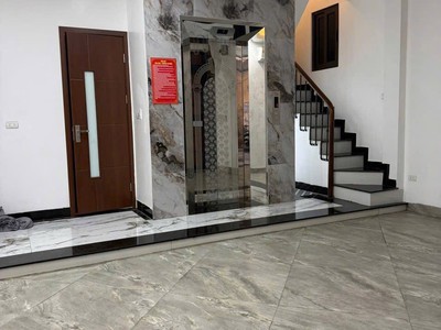 Cho thuê nhà thang máy  làm homestay ngõ ô tô tôn đức thắng, 40m2 x 7.5 tầng, 7pn 2