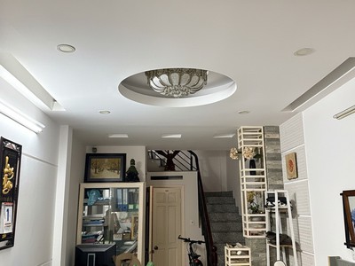 Bán nhà 575/86 nguyễn đình chiểu, quận 3. dt: 3.2m 10m. 5 tầng. giá 9.9 tỷ tl 4
