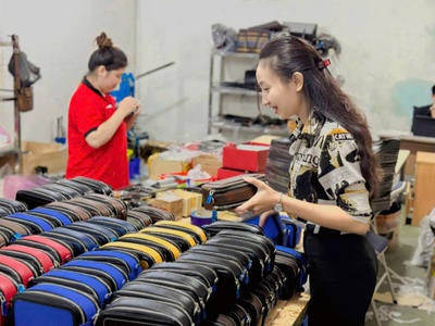 Giải pháp quà tặng Tết   Chọn ngay đồ da sang trọng - CÓ VAT - đa dạng mẫu mã 0