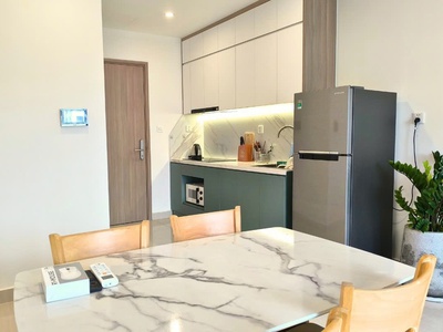 Bán căn 2pn 59m    full nội thất, ban công đông nam mát mẻ, khu vườn nhật  3,3 tỷ, đã có sổ, chủ 2