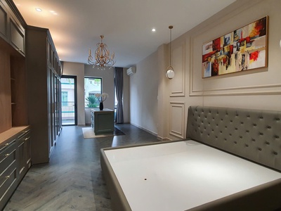 Bán nhà kd: 6 tầng, dt: 99,54m2  dt sàn: 397,04m2 , 8pn, nội thất- mặt tiền đinh công tráng, p.tân 4