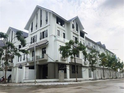 Bán biệt thự nhà vườn cao cấp- vườn hoa trức nhà, sát tổ hợp chung cư an bình-kđt lê trọng tấn 0