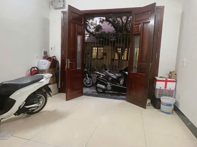 Dương quảng hàm nhà rất đẹp ngõ thông ôtô - 40m2 6 tầng mặt tiền 4m giá 11.3 tỷ 2