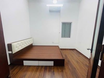 Hoàng văn thái cách 1 nhà ra phố - thoáng 2 mặt 43m2 4 tầng mặt tiền 3.9m giá 14.2 tỷ 2