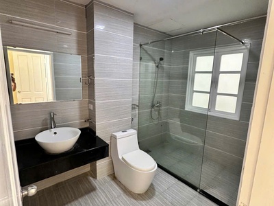 Sang nhượng mặt bằng kinh doanh - 106 hoàng quốc việt, cầu giấy, hà nội 4