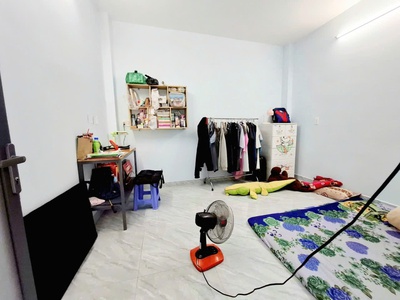 Siêu phẩm  nhà đ số 4 bhh gần aeon tân phú nhựa 6m sát mặt tiền 60m2,4 tầng nhỉnh 5 tỷ 2