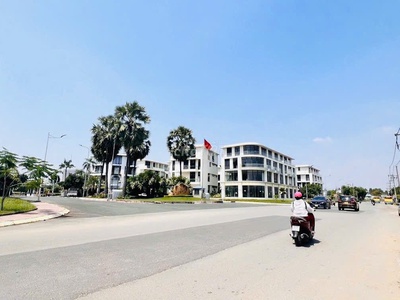 Đất đẹp phân lô đ.bưng ông thoàn   phú hữu, tp. thủ đức   ngay vòng xoay liên phường 1