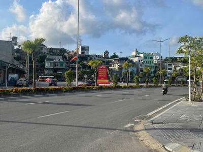 Chính chủ bán gấp lô đất vàng tại hạ long   vị trí hiếm có 0