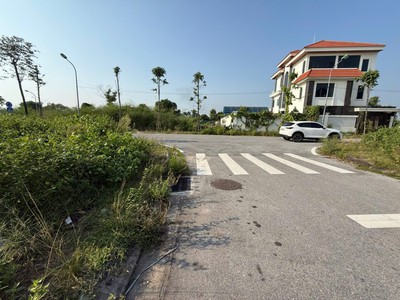 Bán lô đất góc biệt thự KĐT Thiên Phú, Tứ Minh, TP HD, 270m2, mặt tiền hơn 30m, giá rất tốt 1