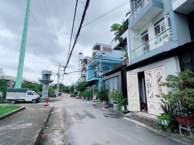 Bán nhà Nguyễn Sơn Q.Tân Phú - 4,8m x 14,2m - 4 tầng giá 11,5 tỉ 0