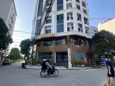 Nhà Võ Thị Sáu Lô Góc Mặt Tiền 20M 110M2 35 Tỷ Vỉa hè KD Ô TÔ Tránh View Hồ 0