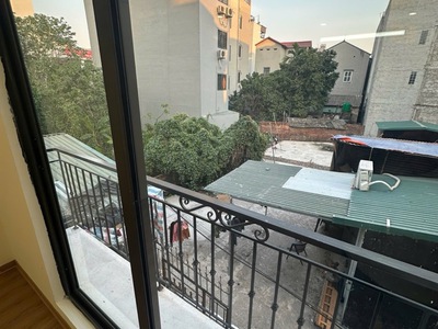 Bán Nhà Cổ Linh, Long Biên 33m2, 5T giá 6,55 tỷ  phía trước thoáng sáng 0