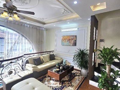 Bán Nhà Sài Đồng, Long Biên 46m2, 6T giá 11,8 tỷ  Thang máy, Gara ô tô 4