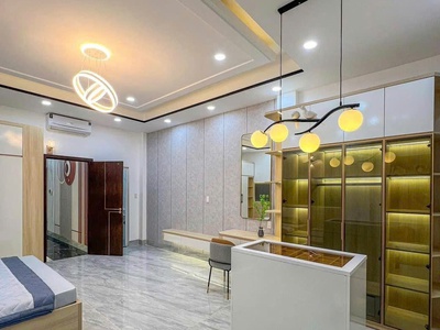 Chính chủ bnas nhà cầu diễn 60m2   10,2 tỷ   ô tô tránh   lô góc  thang máy 1