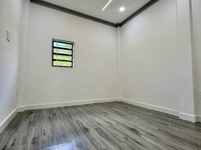 Bán nhà 2 tầng Nguyễn Duy Cung, DT 3x10m- Giá nhỉnh 3 tỷ 3