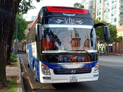 Thuê xe du lịch 16,29,45 chỗ đời mới - SGC TOURIST 0