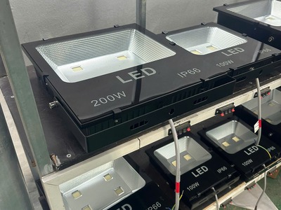 Đèn Pha Led Chiếu Rộng 50 100 150 200 250w 3