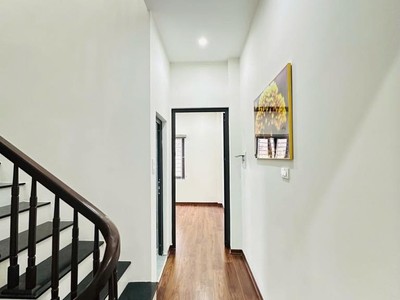 Nhà mặt phố hoàng quốc việt 47m2, 7 tầng thang máy, kinh doanh sầm uất 2