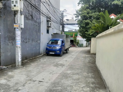Trục chính ô tô tránh, kinh doanh sầm uất, lô góc, giá đầu tư, dt69m, 100 thổ cư, ôtô vào đât, 2