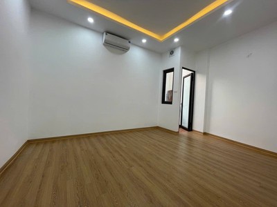 Nhà Khương Trung - Phân Lô - 2 Nhà Ra Phố - Ngõ Thông 3