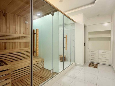 Bán nhà mặt tiền mới tinh , phường đakao kinh doanh đỉnh- dt 70m2- khu cực hiếm bán .mt 98 3