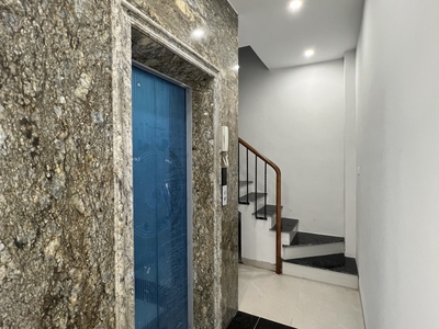 Bán nhà phố vũ tông phan 6 tầng lô góc, thang máy, gara, chỉ 10,2 tỷ. 2