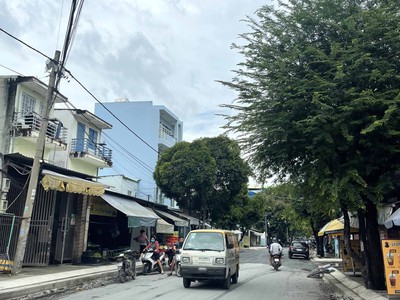 Bán biệt thự mặt tiền 177m  tam bình thủ đức   đường 14m có vỉa hè, kinh doanh sầm uất, giá 17 tỷ 4