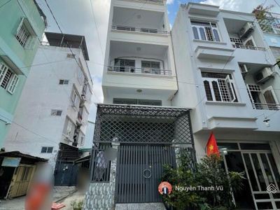 Bán nhà góc 2mt ung văn khiêm p25 - cạnh đh hutech, dt 70m2 vuông 5 tầng. chỉ 14.3 tỷ 0