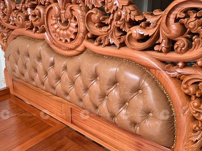 Giường Ngủ Gỗ Tự Nhiên Vẻ Đẹp Tân Cổ Điển Hoàng Gia 1