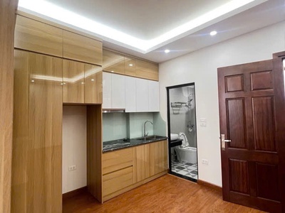 Bán nhà lạc long quân 48m, tận 8 tầng, thang máy vù vù, có gara oto 1