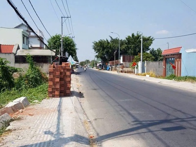 Nhà  7x43  mt bùi thị lùng trung tâm hóc môn   giá chỉ 12 tỷ 3