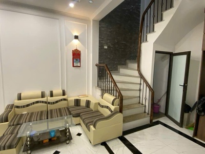 Chính chủ cho thuê nhà 5 tầng ngõ 211 khương trung - 3 pn full nội thất 0