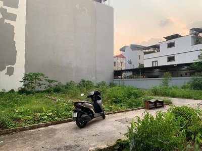Đất vàng   lô góc   ngọc thụy, long biên  2