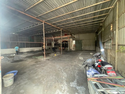 Chính chủ cho thuê kho xưởng 400m    vị trí đẹp, đường xe tải lớn   dĩ an, bình dương 0