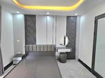 Bán nhà đặng vũ hỷ long bien 5 tầng mới đẹp long lanh giá nhỉnh 5ty 2