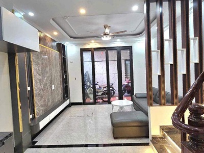 Bán nhà đặng vũ hỷ long bien 5 tầng mới đẹp long lanh giá nhỉnh 5ty 1