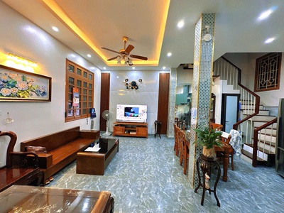 Hào nam lô góc 3 mặt thoáng - gần ô tô - dt 50m2 4 tầng mặt tiền 4.5m giá 13.2 tỷ 0