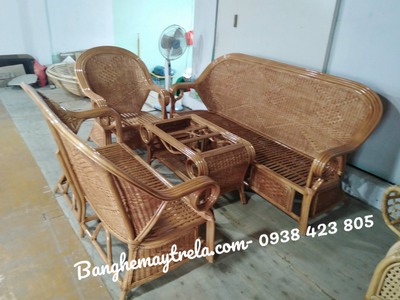 Bàn ghế sofa mây phòng khách đan kín 5