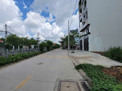 Đất vuông mặt tiền shr đ.10 128m2   thạnh lộc 37 quận 12 ss 1