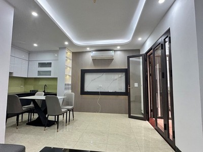 Bán nhà tô vĩnh diện, thanh xuân, gần ô tô, 40m2, 7.8 tỷ ctl 0